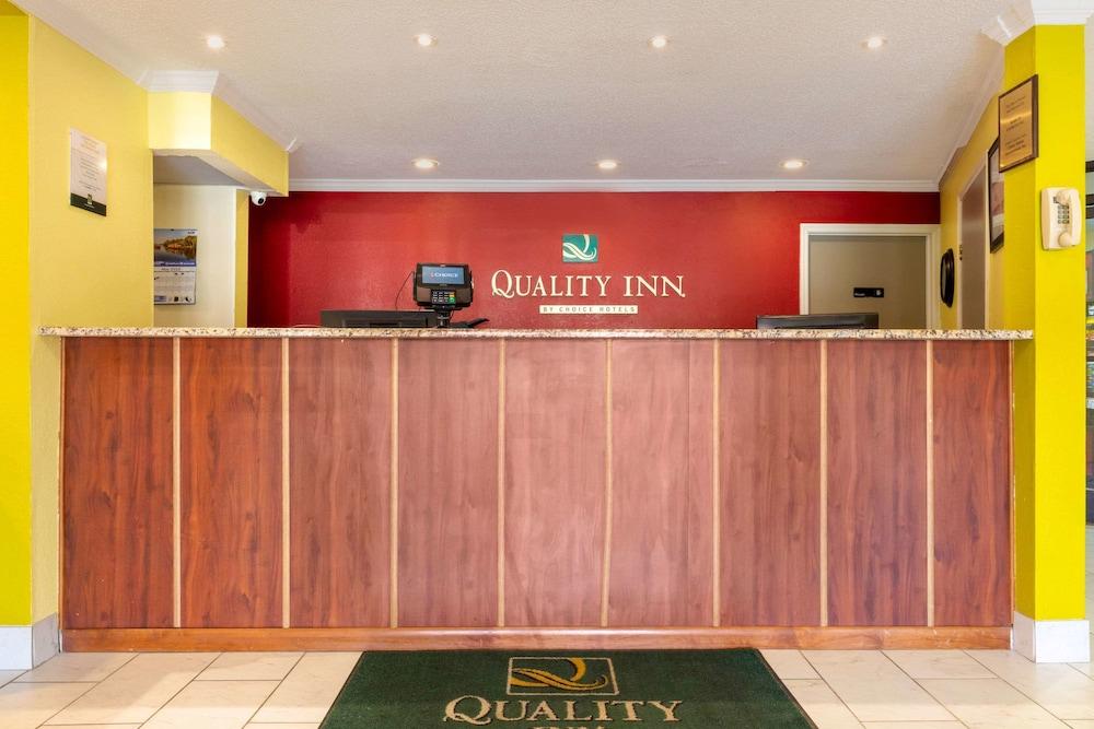 Quality Inn Cleveland Exterior photo